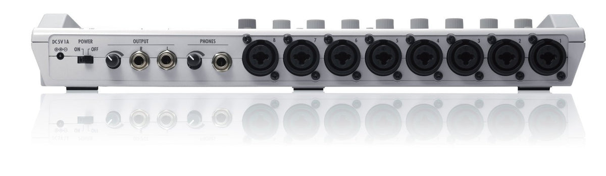 Multi-Track Tabletop Recorder with 8 XLR Combo Inputs A1593